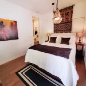 Studio Zen in Kirkland Hotels in Kirkland