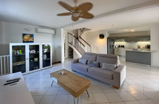 LA Maison DES Fées Hotel a 