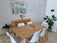 Luxurious new 3-bedroom penthouse apartment Hotels in Shellharbour