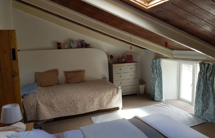 Walk to beach, village location, near Fowey and Eden Project