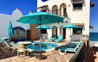 Oceanside Villa "Campeche" with a/c pool in centro     5 min stroll to beach - Villas