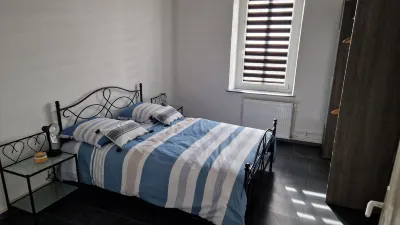 Appartement Entier, Parking Privé, Jardin Clôturé, Wifi
