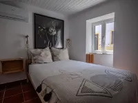 Charming House in Casal Águas de Verão with Mountain Views Hotels in Castelo Branco