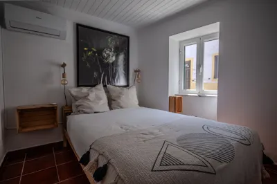 Charming House in Casal Águas de Verão with Mountain Views