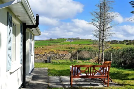 Fabulous cottage in a perfect location to explore The Wild Atlantic Way &Co Mayo