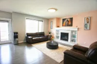 4BR Cozy Home in Evanston