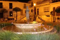 Townhouse with Private Pool and free wi fi sea and mountain views