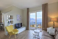 Lake View, Luxury Apartment in Someraro, Stresa - Apartment NORTH