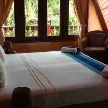 Traditional Thai Style Beach Villa Rooms