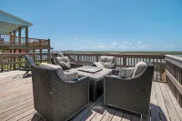 LUXURIOUS BEACH RETREAT WITH THE BEST FISHING AND OCEAN VIEWS IN ALL OF SARGENT!