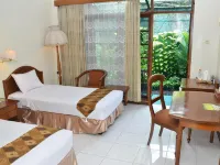Hotel Dana Solo Hotels in Laweyan