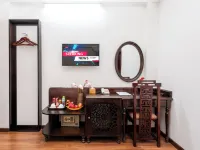 Little Hanoi Hotel Hotels near Trang Tien