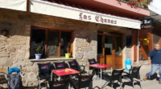 House in quiet village. Ideal couples, and friends, in Noceda del Bierzo León.