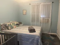 Peaceful, fully renovated home that is solar powered!