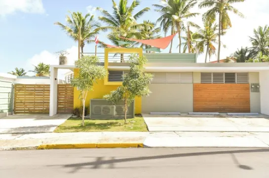 Casa E' Playa, in Luquillo