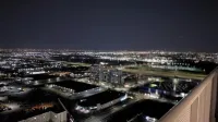 Executive 1 Bedroom Vaughan Metropolitan Condo Hotels near Cyclepath Woodbridge