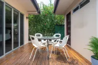 Modern Coastal Home - Moments Away from Uvita's Premier Beach, Playa Colonia!