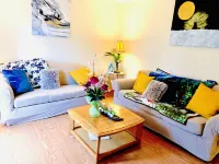 3 Bedrooms 5 Bed’s Upper Unit of Duplex Home