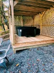 Whistling Holler Cabins "Jessie's Patch"