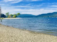 Lake Front Holiday! the Best View in the Valley, on Lake Whatcom and Golf Course