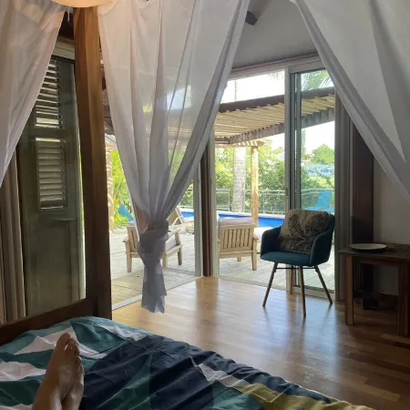 Wooden villa with private pool in a tropical garden 3 minutes from the beach