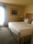 Ocean Key Resort 1BR 1BA Sleeps 4 Free Bike Use, Free Beach Chair Use