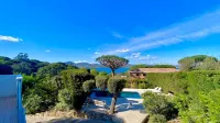 Charming villa near the beaches and village of St-Tropez Hotels in Gassin