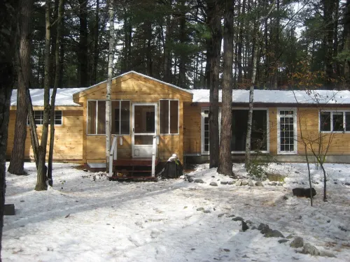 Newly Renovated Rustic Cabin
