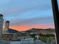 Executive condo in the heart of downtown Kelowna