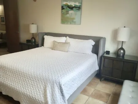 Stunning Views in Villa Playera! Отели в г. Мамейес II