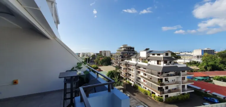 Tahitian Paradise 52 Situé à Moins de 10minutes à Pied du Centre Ville