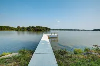 Take a Break at Lakeside Acres on Lake Sinissippi