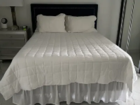 Luxury centric 1 bedroom apt - 5 min from the beach Hotels in Aguadilla