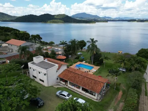 Christmas Package or New Year Package Available: Chacara NA Represa