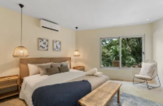 Treehouse Hideaway in Tamarindo Jungle with Pool & Open-Air Living Room