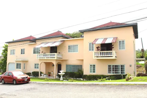 Estate Home Hotels in Sandy Bay