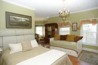 Naomi's Inn Bed & Breakfast Hotels in West Springfield