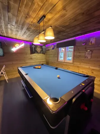 Royal Snug & Wee Snug Отели в г. Абойн