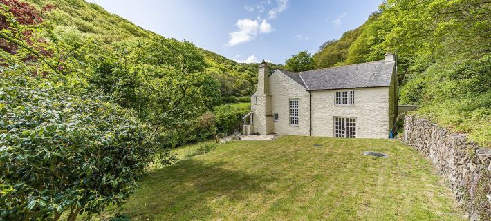 Trentishoe Coombe Hotels in North Devon