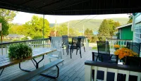 Inn on the Hill - Parkplatz