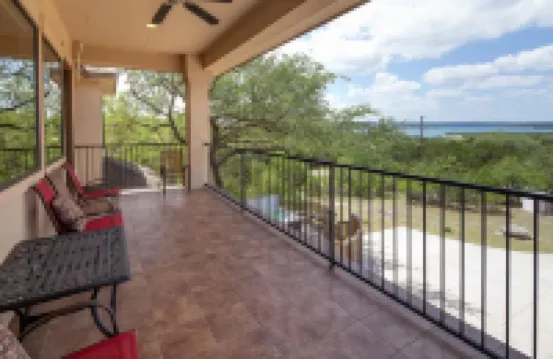 Villa at Canyon Lake CL 1233