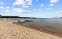 Maine Stay Lake House-Limit12 Home