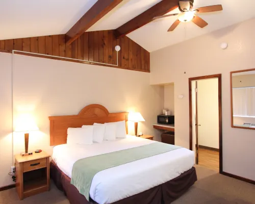 Oakhurst Lodge Hotels in Oakhurst