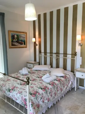 Hotel Avra