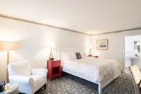 The Whaler's Inn Hotels in Stonington
