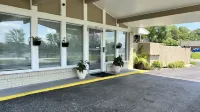 Capri Motel - motel