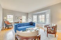 Charming Home: 3 Blocks to Winona State University - Wifi