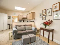 West Lodge Hotels in Rockbourne