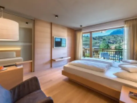 斯皮塔勒酒店 阿皮亞諾蘇拉斯特拉達德爾維諾酒店