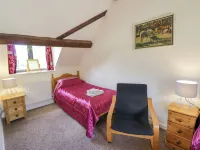 Betty's Barn Hotels in Eaton-under-Heywood